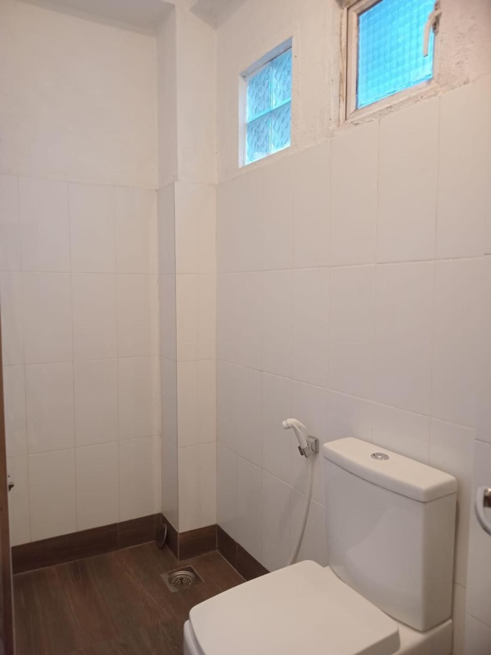 Yak City Apartments Канди Экстерьер фото